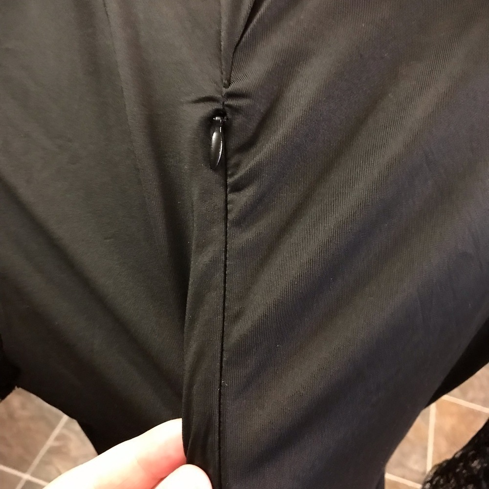 Vampire Dress Costume - Picture 7 of 10